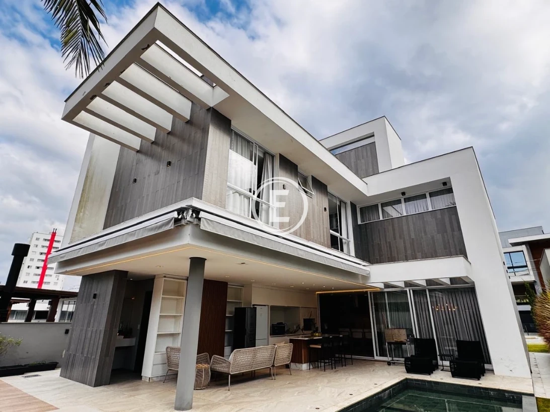 Casa em Pedra Branca, PALHOCA. 3 quartos, 267m². Imagem 18 de 19