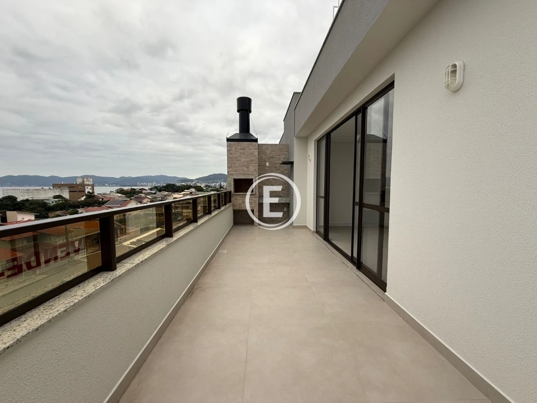 Apartamento em Canto, Florianópolis. 3 quartos, 152m². Imagem 2 de 13