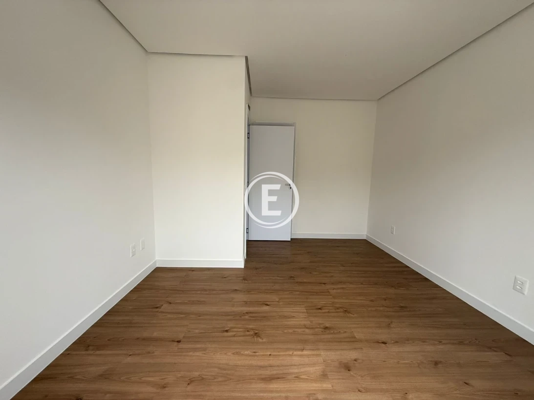Apartamento em Canto, Florianópolis. 3 quartos, 152m². Imagem 4 de 13