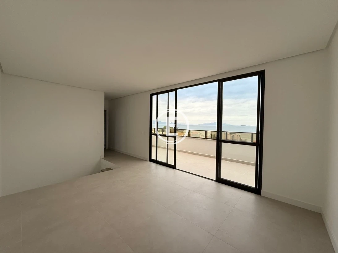 Apartamento em Canto, Florianópolis. 3 quartos, 152m². Imagem 3 de 13