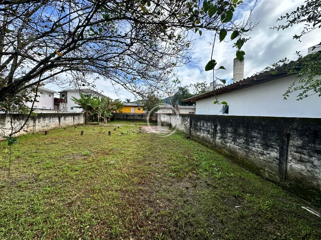 Terreno em São Sebastião, Palhoça. 0 quartos, 305m². Imagem 2 de 5