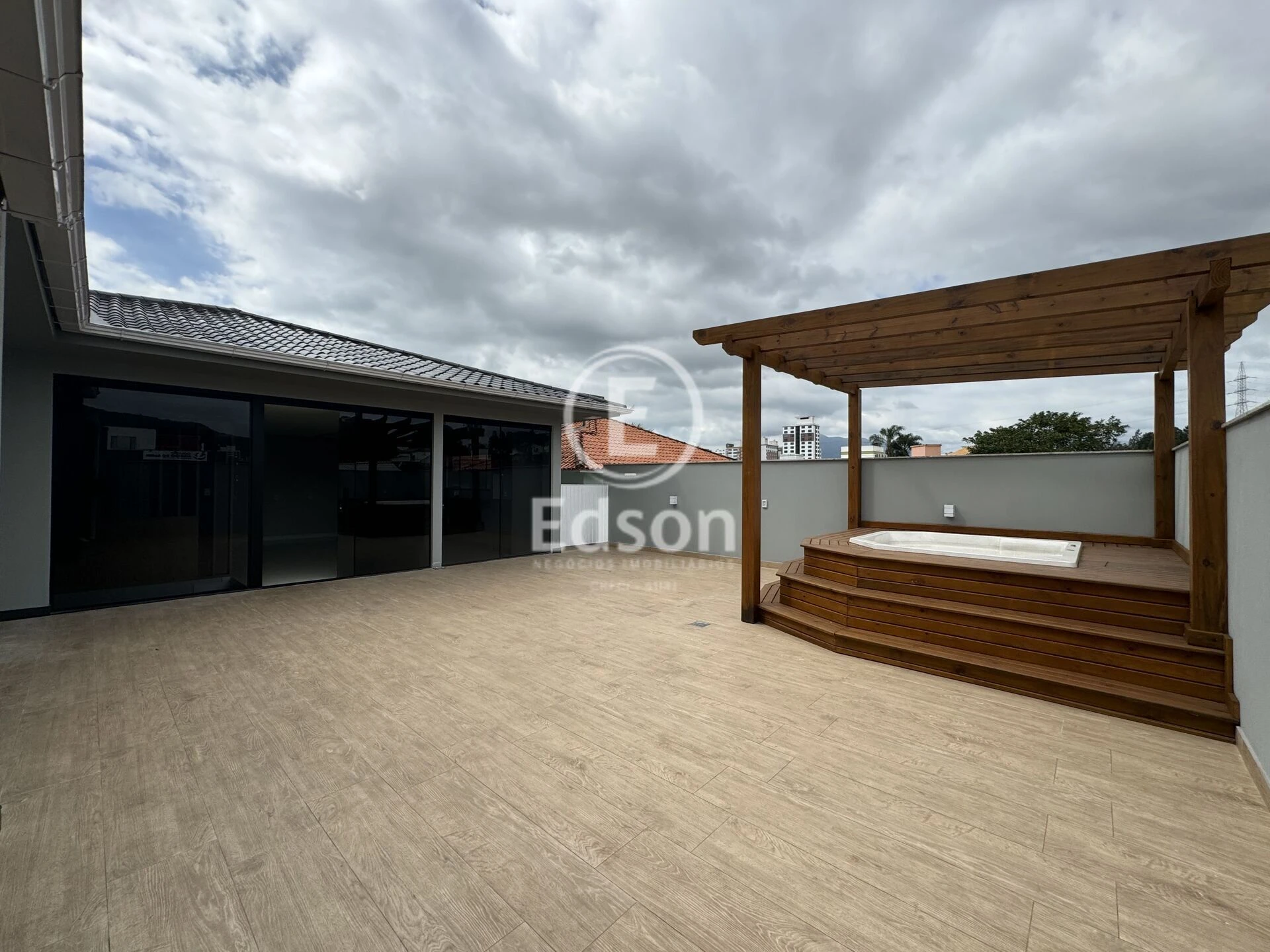 Cobertura em Pagani, Palhoça. 4 quartos, 210m². Imagem 2 de 15