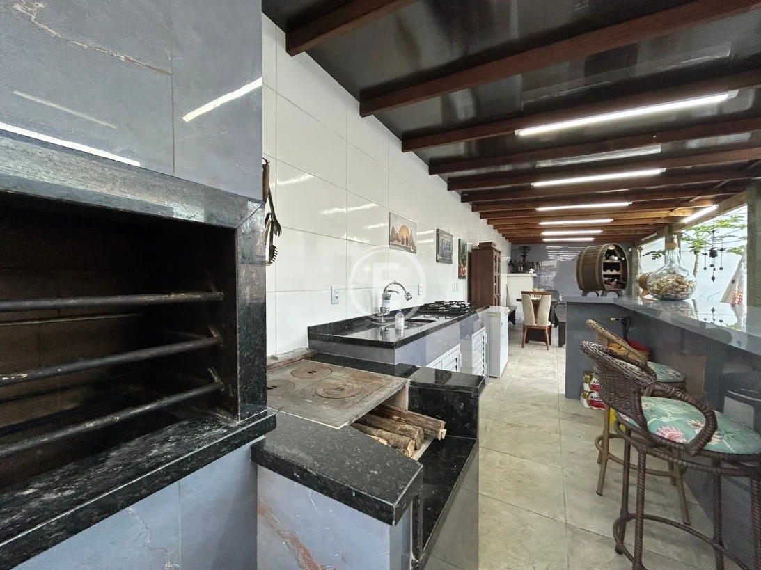 Casa em Pedra Branca, Palhoça. 3 quartos, 280m². Imagem 17 de 22