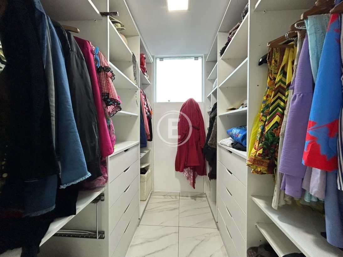 Casa em Pedra Branca, Palhoça. 3 quartos, 280m². Imagem 11 de 22