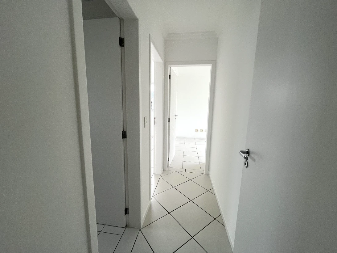 Apartamento em Coloninha, Florianópolis. 2 quartos, 62m². Imagem 7 de 12