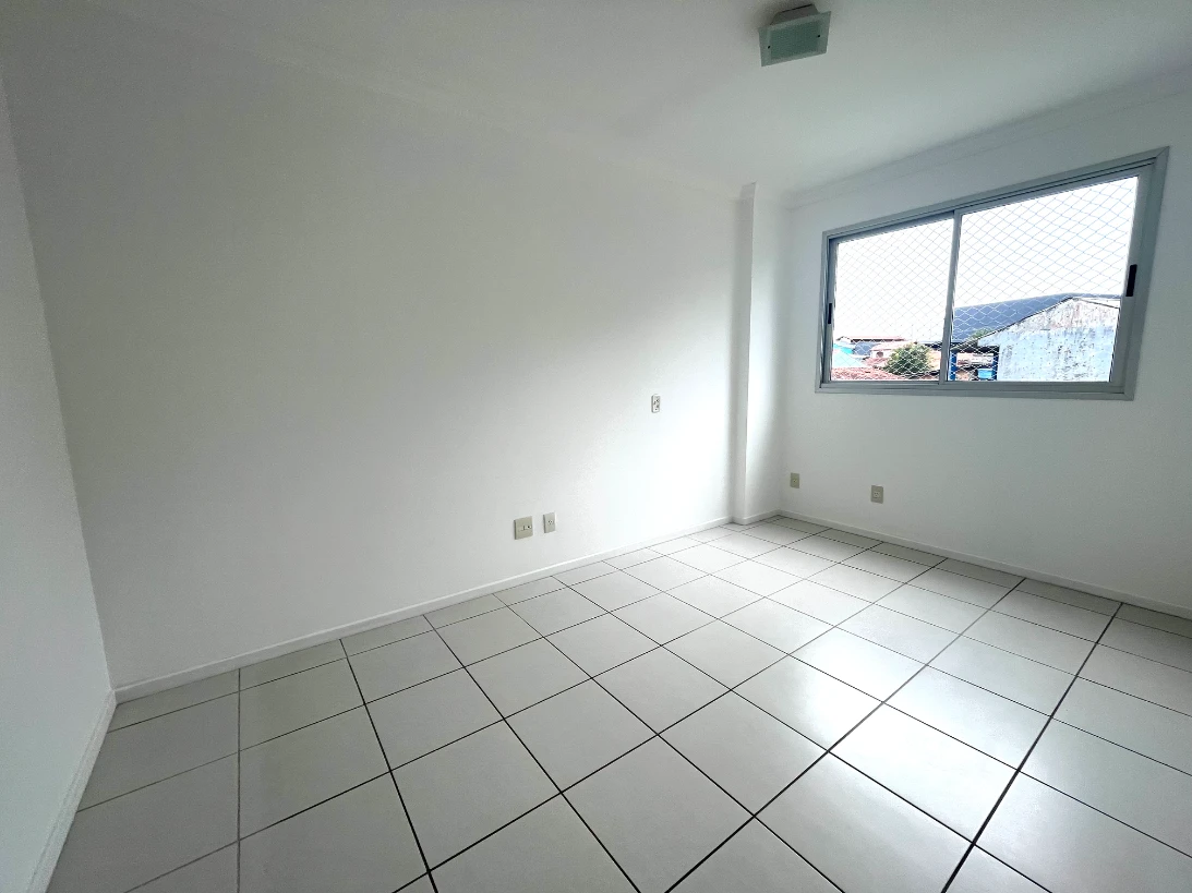Apartamento em Coloninha, Florianópolis. 2 quartos, 62m². Imagem 8 de 12