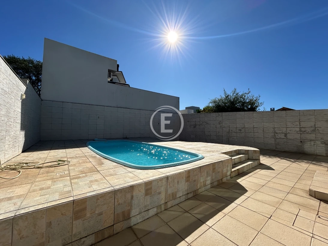 Casa em Pedra Branca, Palhoça. 3 quartos, 233m². Imagem 17 de 21