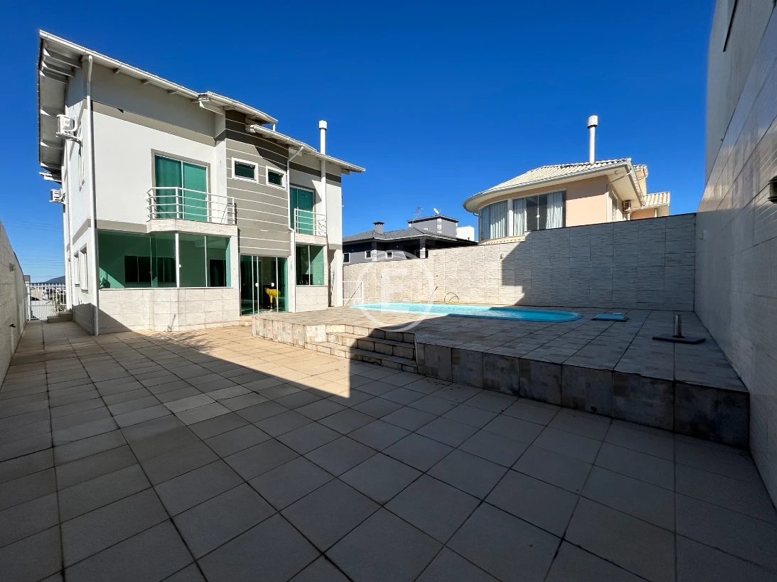 Casa em Pedra Branca, Palhoça. 3 quartos, 233m². Imagem 19 de 21