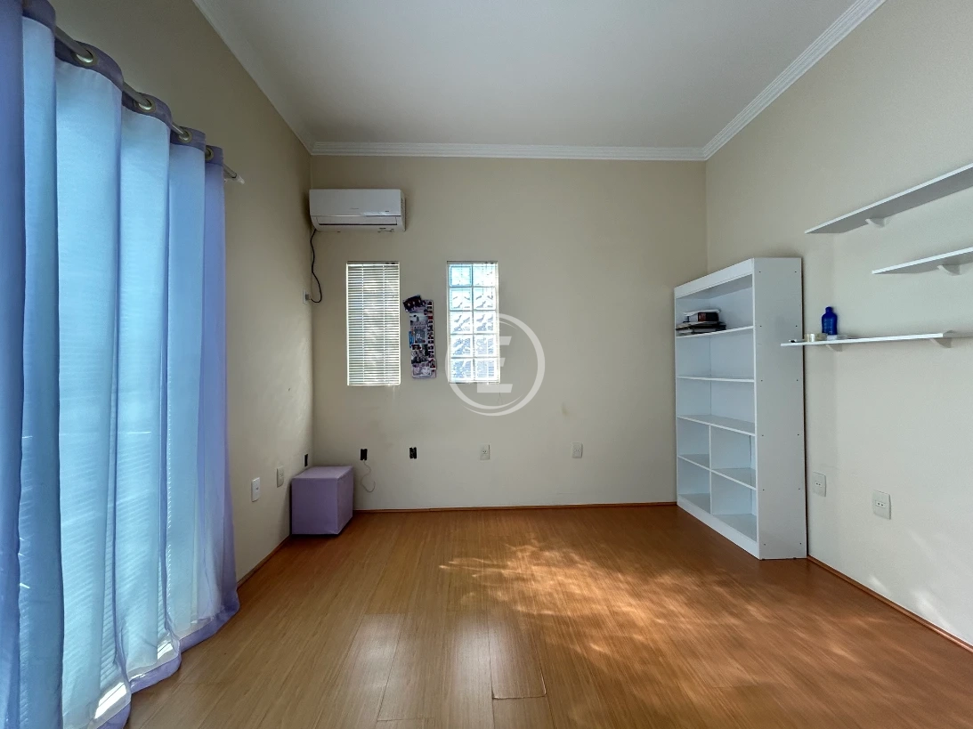 Casa em Pedra Branca, Palhoça. 3 quartos, 233m². Imagem 11 de 21