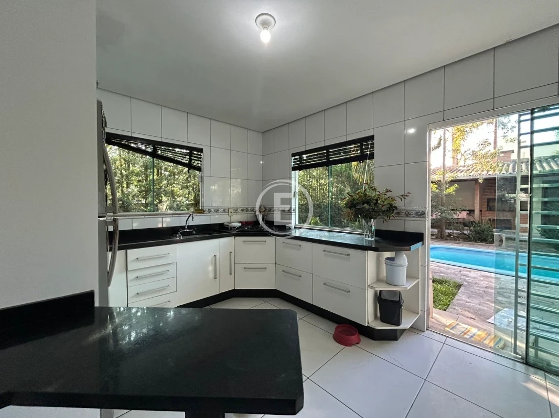 Casa em Pedra Branca, Palhoça. 3 quartos, 300m². Imagem 5 de 22