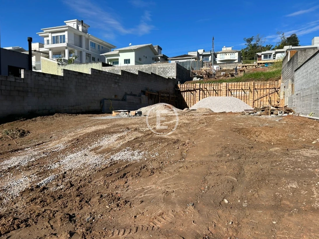 Terreno em Pedra Branca, Palhoça. 0 quartos, 398m². Imagem 1 de 4