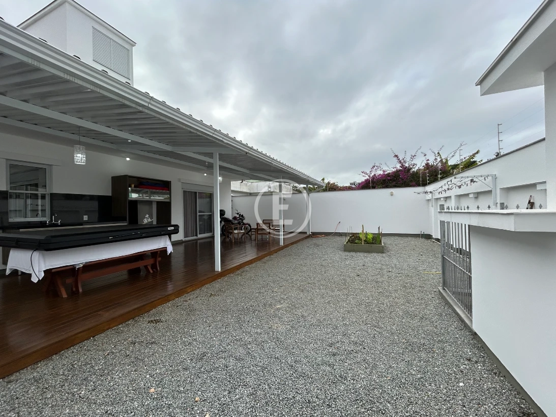 Casa em Pedra Branca, Palhoça. 3 quartos, 300m². Imagem 16 de 18