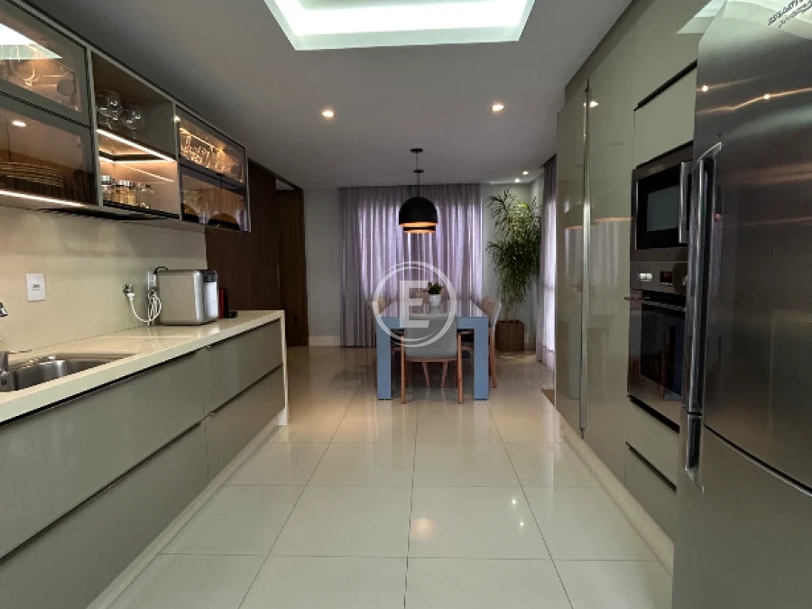 Casa em Pedra Branca, Palhoça. 3 quartos, 300m². Imagem 7 de 18