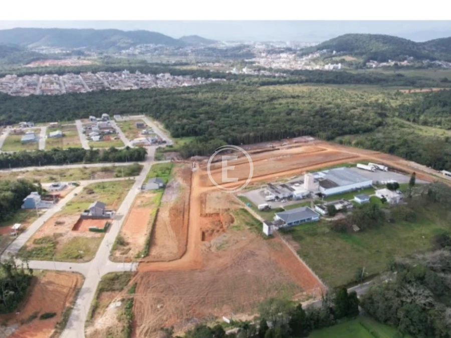 Terreno em Forquilhas, São José. 0 quartos, 0m². Imagem 1 de 5