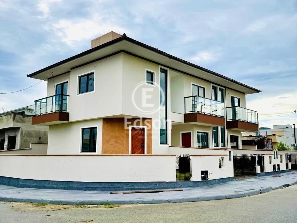 Casa em Bela Vista, Palhoça. 2 quartos, 84m². Imagem 2 de 11