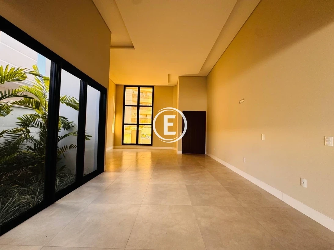 Casa em Pedra Branca, Palhoça. 3 quartos, 187m². Imagem 2 de 16