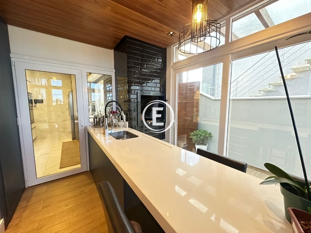 Casa em Pedra Branca, Palhoça. 0 quartos, 250m². Imagem 8 de 22