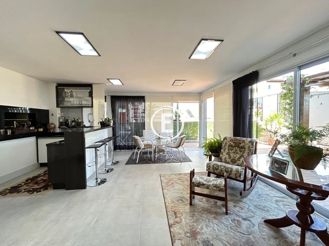 Casa em Pedra Branca, Palhoça. 4 quartos, 320m². Imagem 12 de 20