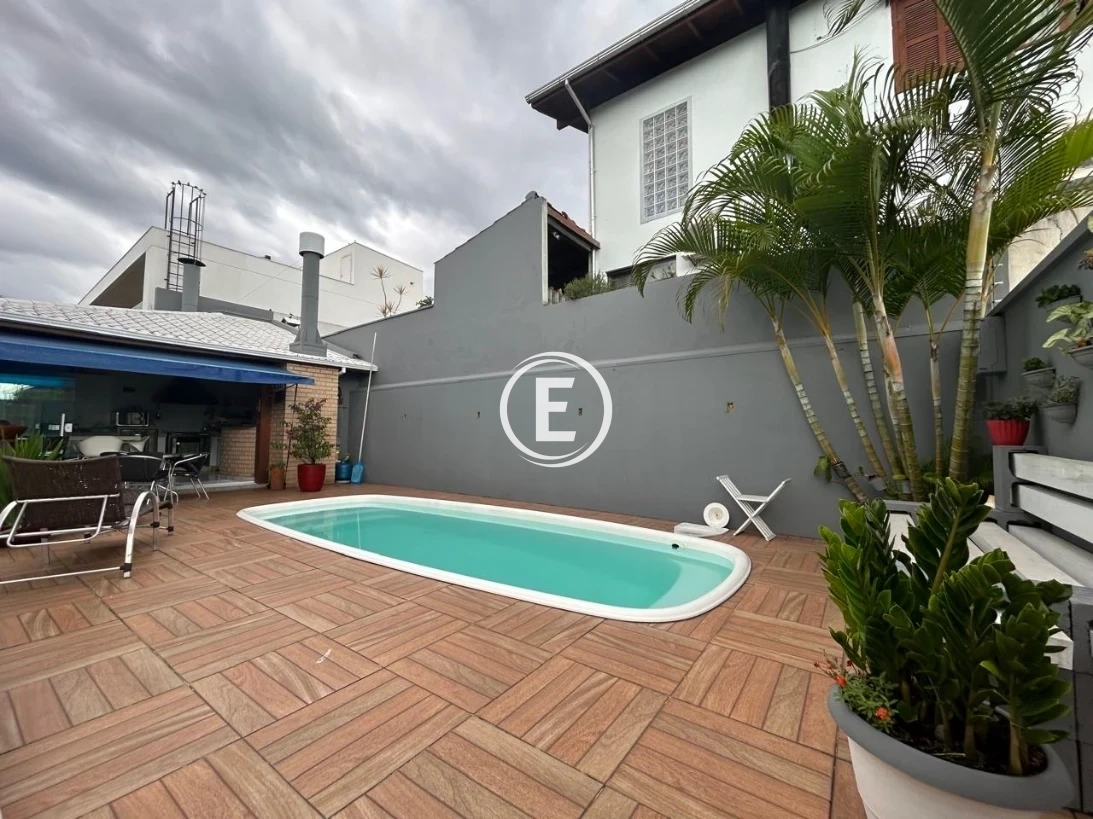 Casa em Pedra Branca, Palhoça. 4 quartos, 320m². Imagem 18 de 20