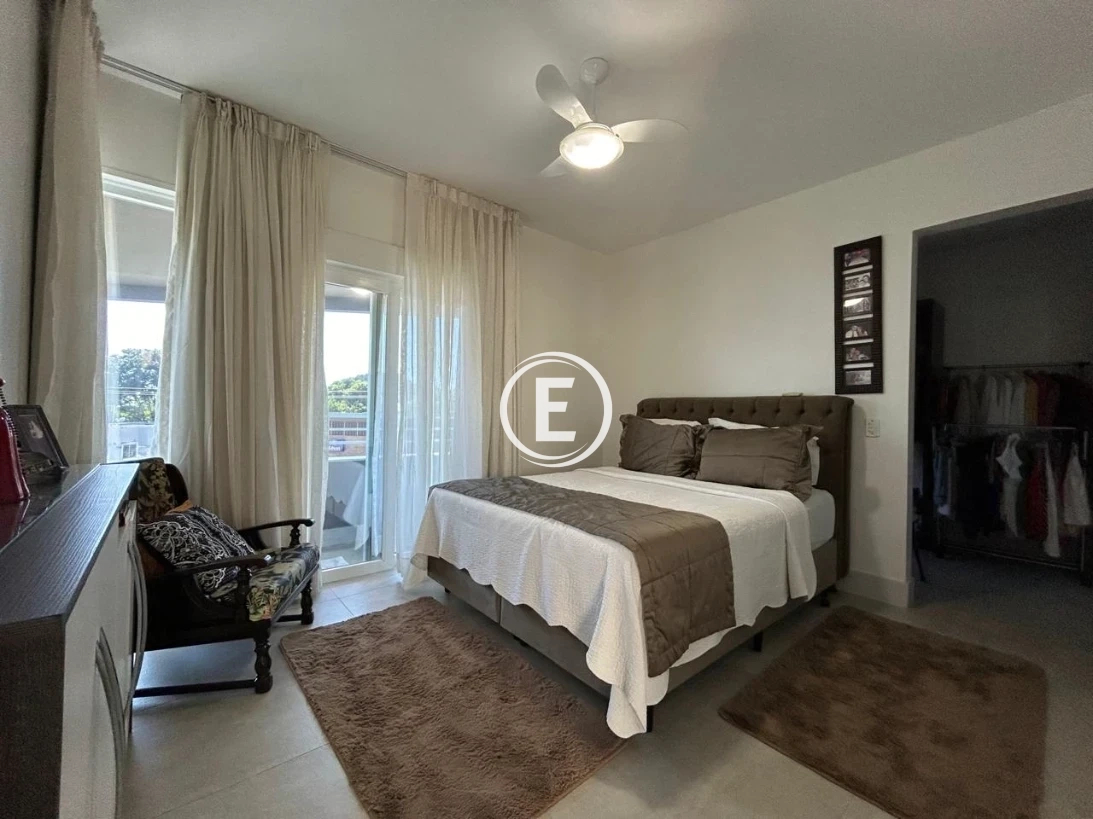 Casa em Pedra Branca, Palhoça. 4 quartos, 320m². Imagem 6 de 20