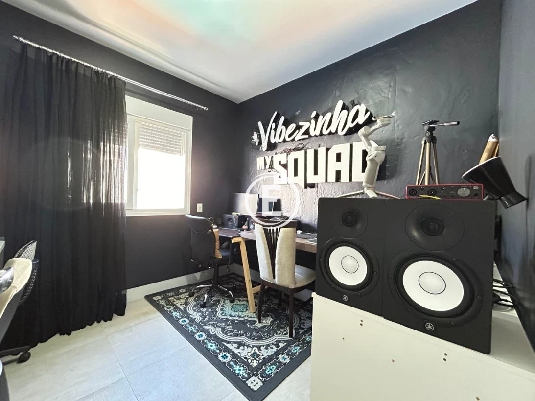 Casa em Pedra Branca, Palhoça. 4 quartos, 320m². Imagem 8 de 20