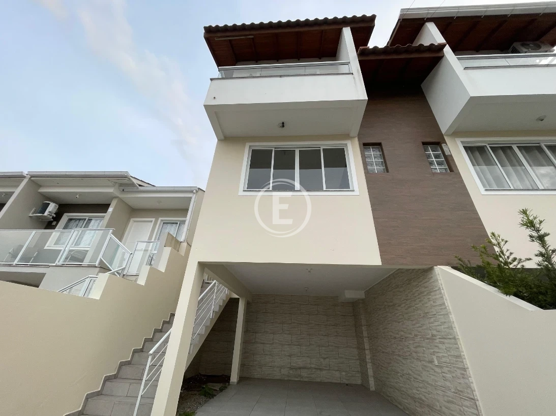 Sobrado Geminado em Bela Vista, Palhoça. 2 quartos, 81m². Imagem 2 de 18