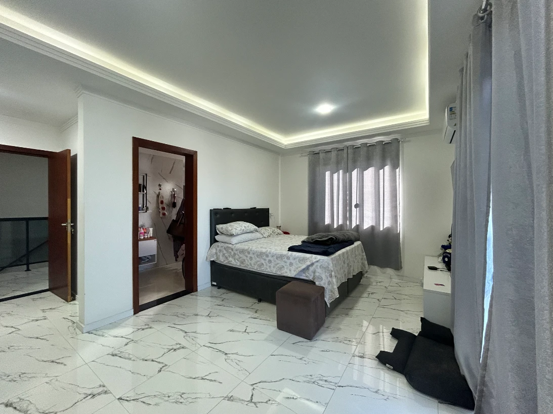 Sobrado Geminado em Aririú, Palhoça. 3 quartos, 209m². Imagem 8 de 17