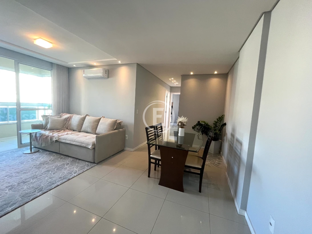 Apartamento em Kobrasol, São José. 2 quartos, 81m². Imagem 1 de 17