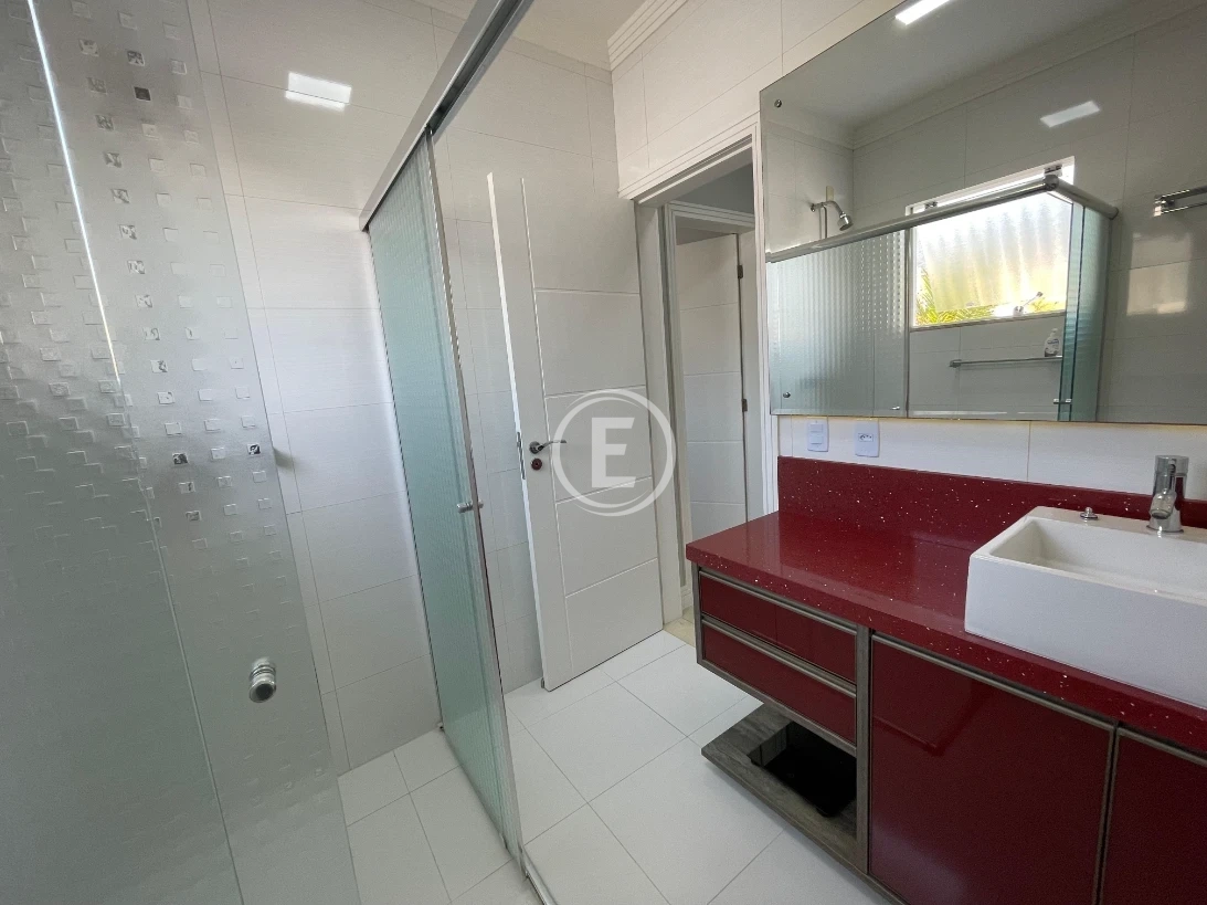 Casa em Caldas da Imperatriz, Santo Amaro da Imperatriz. 3 quartos, 432m². Imagem 26 de 31