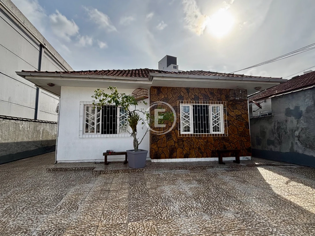 Casa em Pagani, Palhoça. 3 quartos, 156m². Imagem 1 de 14