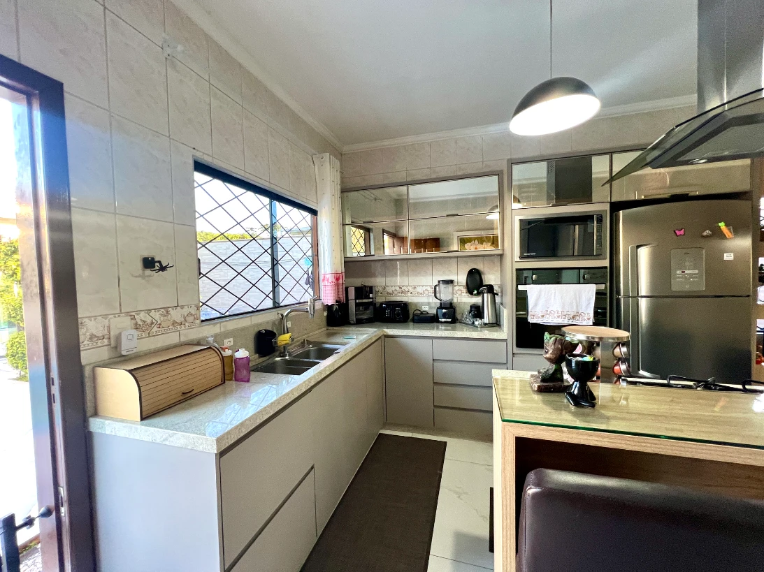 Casa em Bom Viver, Biguaçu. 3 quartos, 177m². Imagem 11 de 27