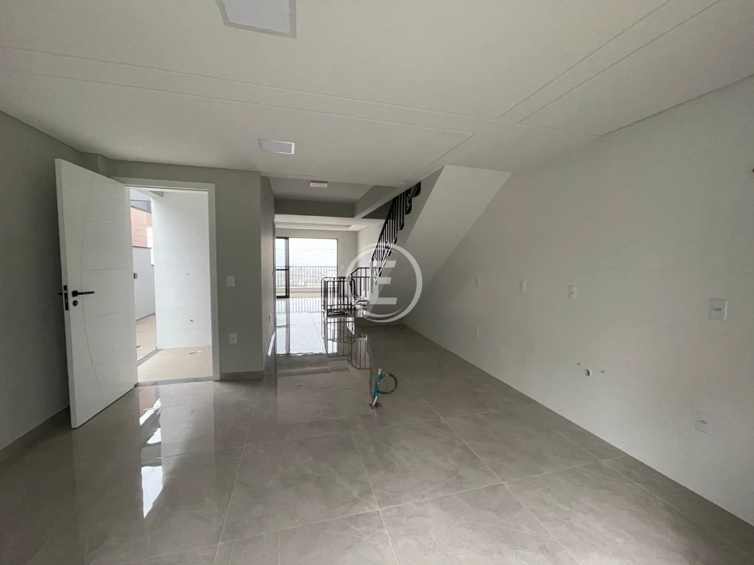 Sobrado Geminado em São Sebastião, Palhoça. 3 quartos, 156m². Imagem 2 de 18