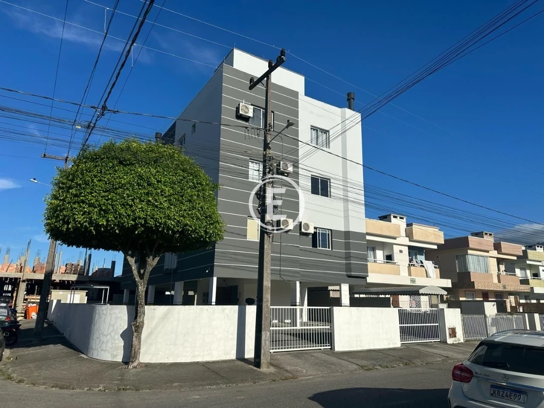 Apartamento em Aririú, Palhoça. 2 quartos, 70m². Imagem 1 de 8