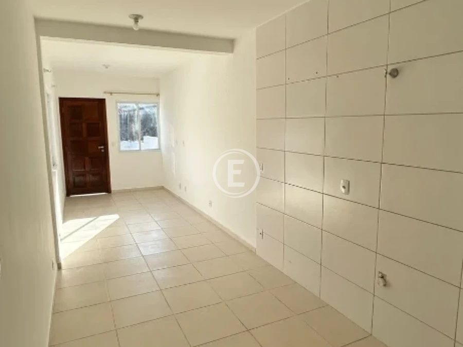 Casa em Alto Aririú, Palhoça. 2 quartos, 48m². Imagem 3 de 8