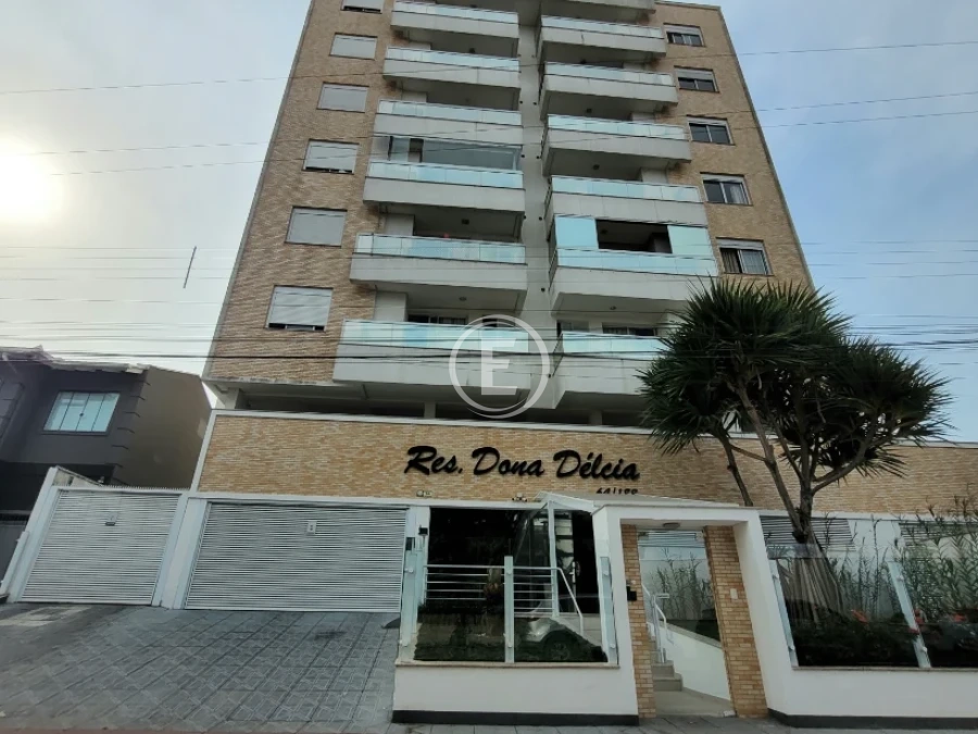 Apartamento em Centro, Palhoça. 2 quartos, 67m². Imagem 1 de 18