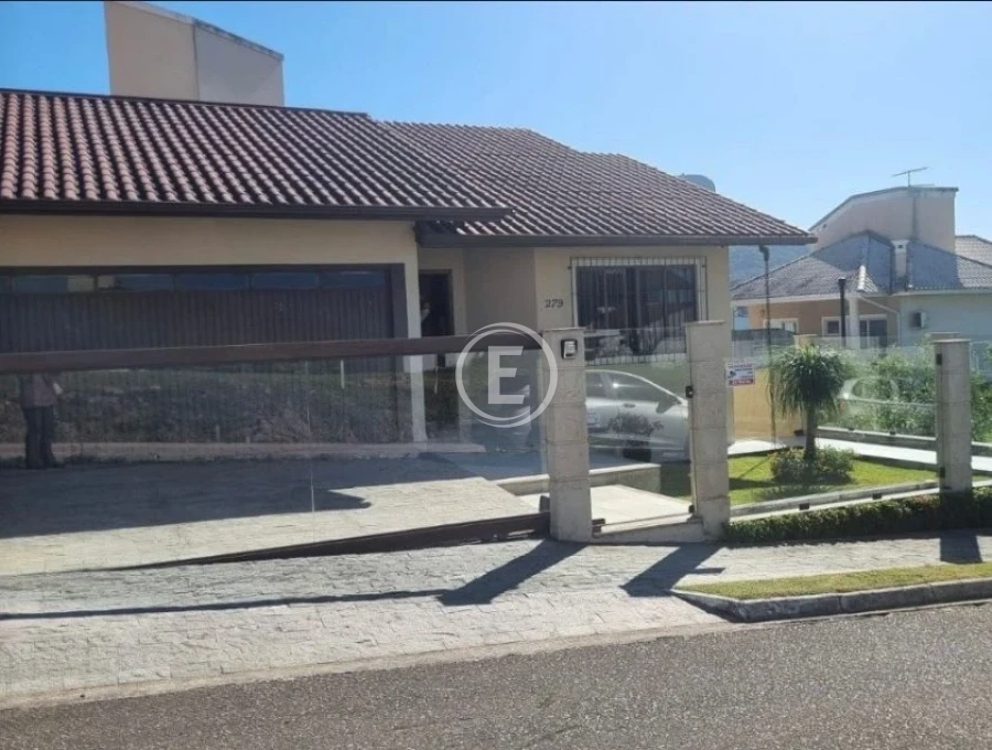 Casa em Pedra Branca, Palhoça. 3 quartos, 135m². Imagem 2 de 25