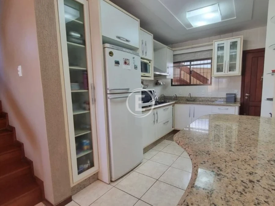 Casa em Pedra Branca, Palhoça. 3 quartos, 135m². Imagem 8 de 25