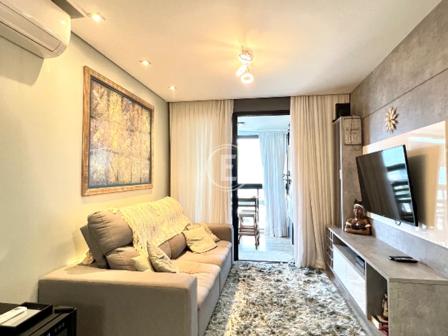 Apartamento em Centro, São José. 2 quartos, 78m². Imagem 2 de 18