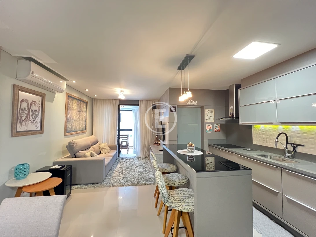 Apartamento em Centro, São José. 2 quartos, 78m². Imagem 3 de 18