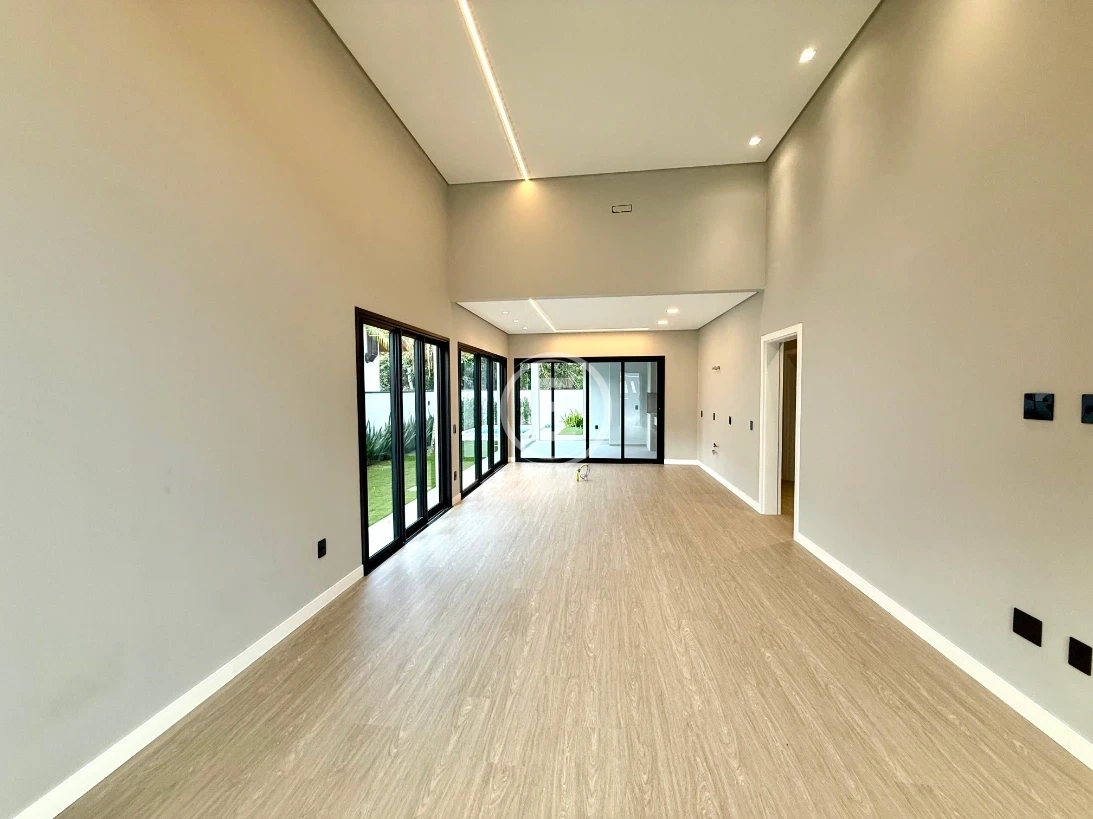 Casa em Sertão do Maruim, São José. 3 quartos, 210m². Imagem 2 de 12