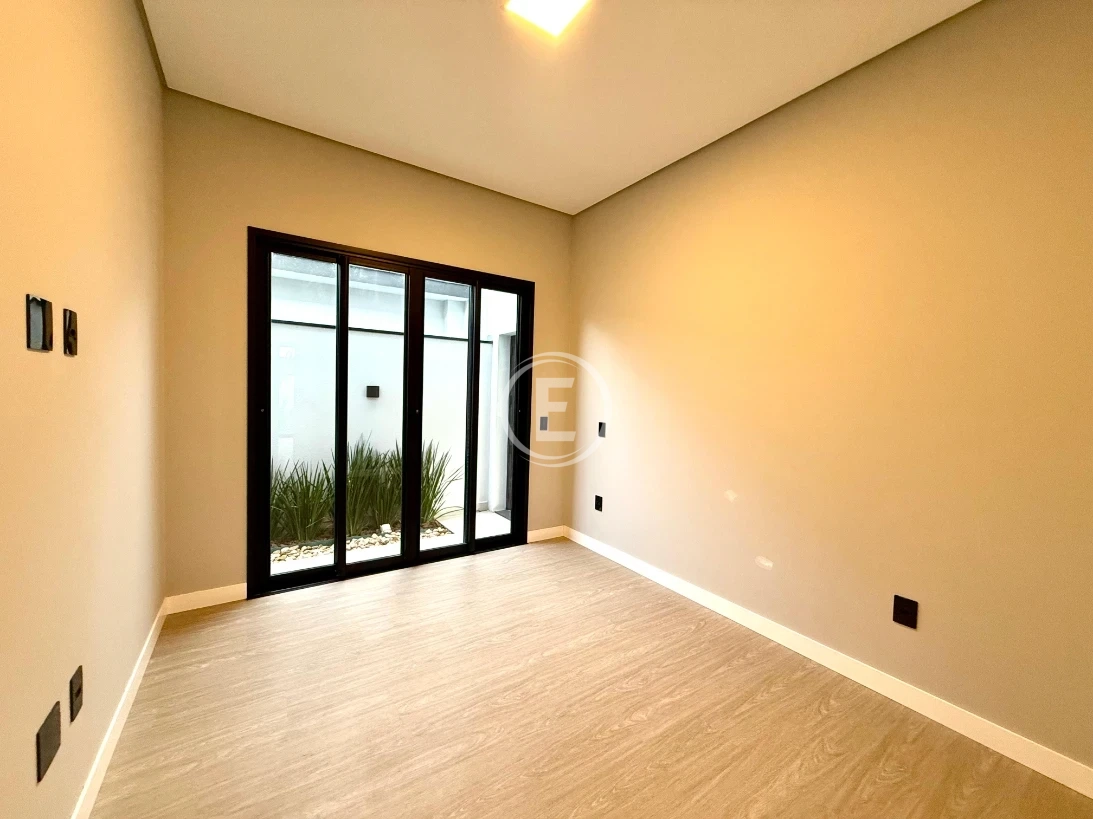 Casa em Sertão do Maruim, São José. 3 quartos, 210m². Imagem 8 de 12