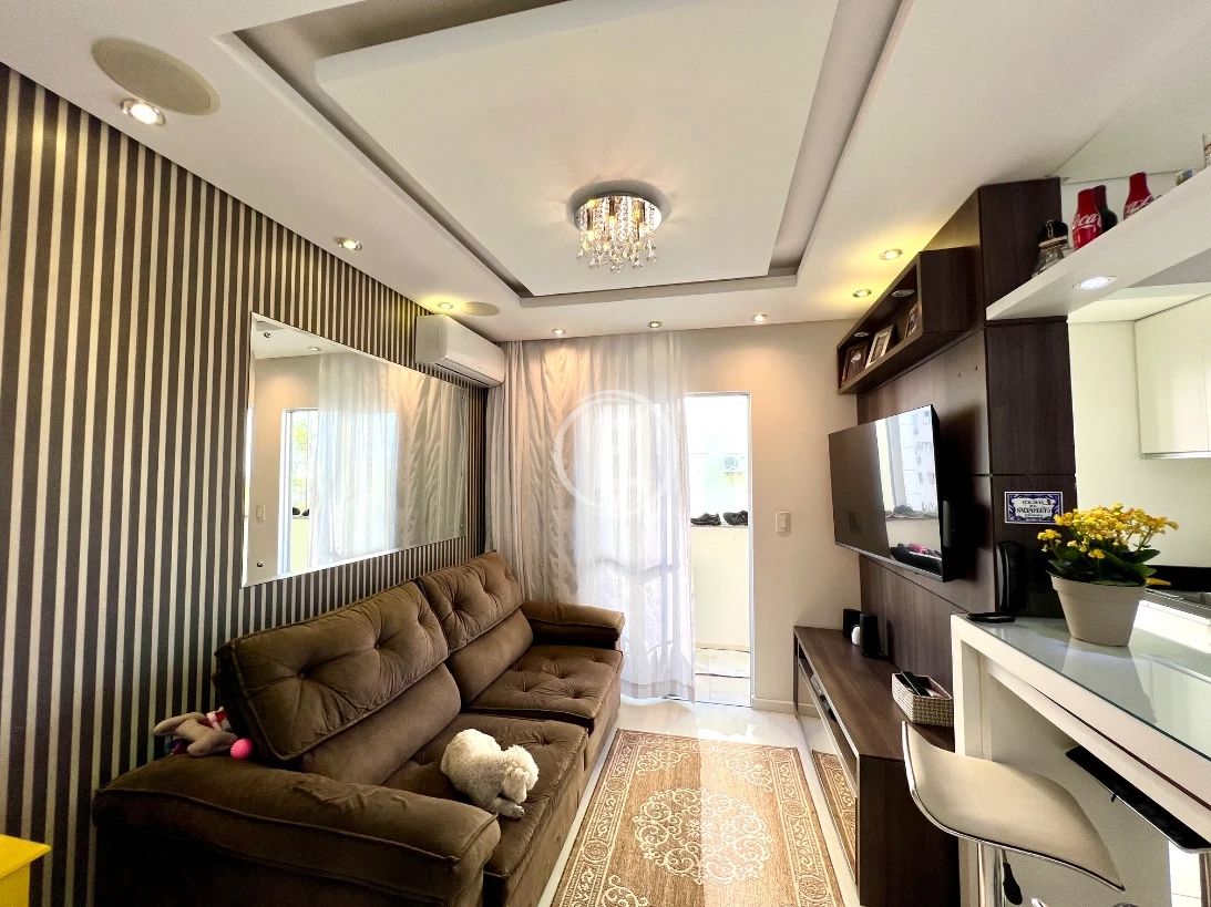 Apartamento em Ponta de Baixo, São José. 2 quartos, 71m². Imagem 2 de 10