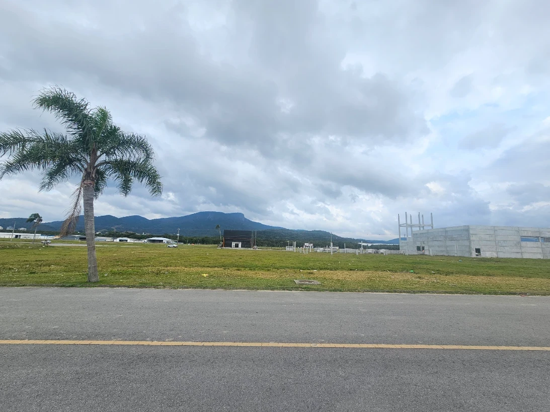 Terreno em Sertão do Maruim, São José. 0 quartos, 0m². Imagem 1 de 20