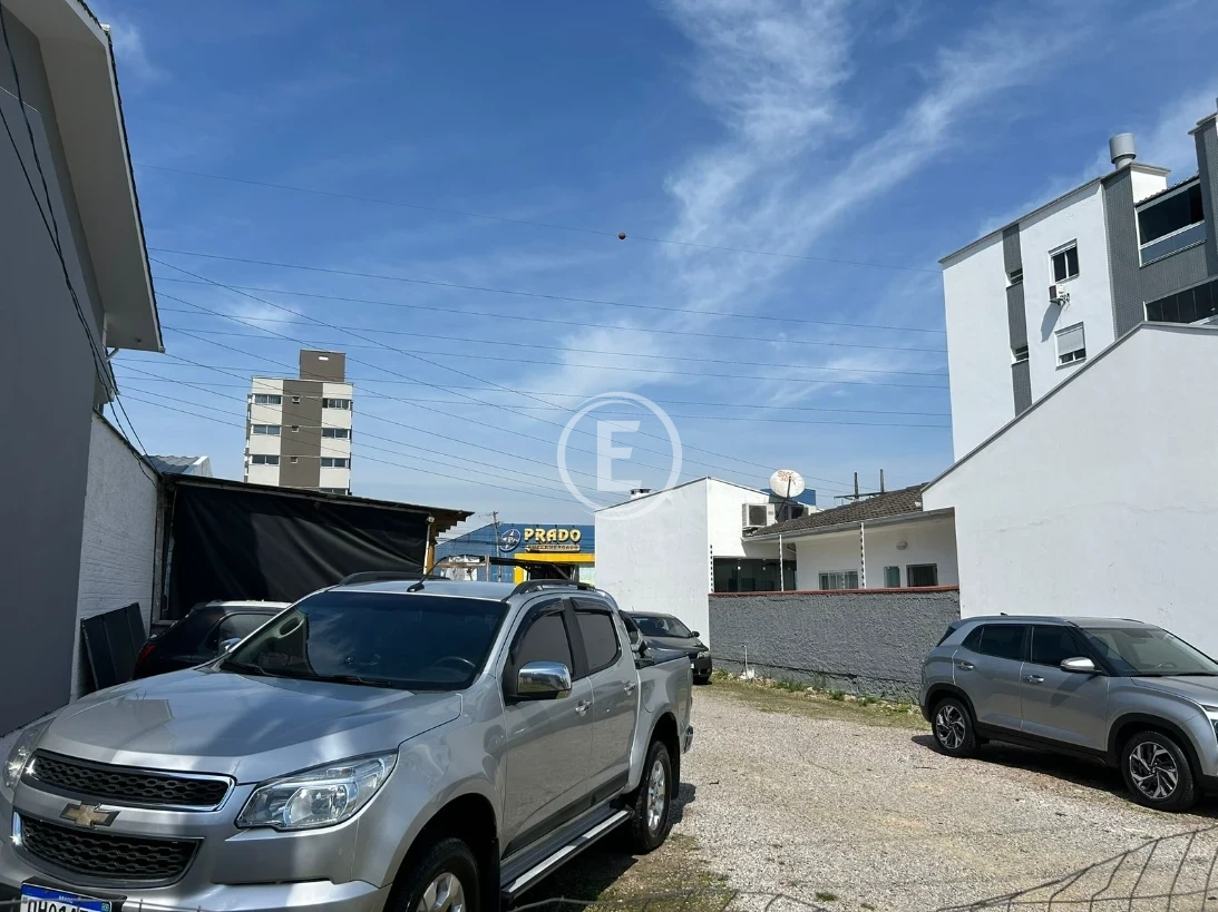 Terreno em Pagani, Palhoça. 0 quartos, 0m². Imagem 2 de 3