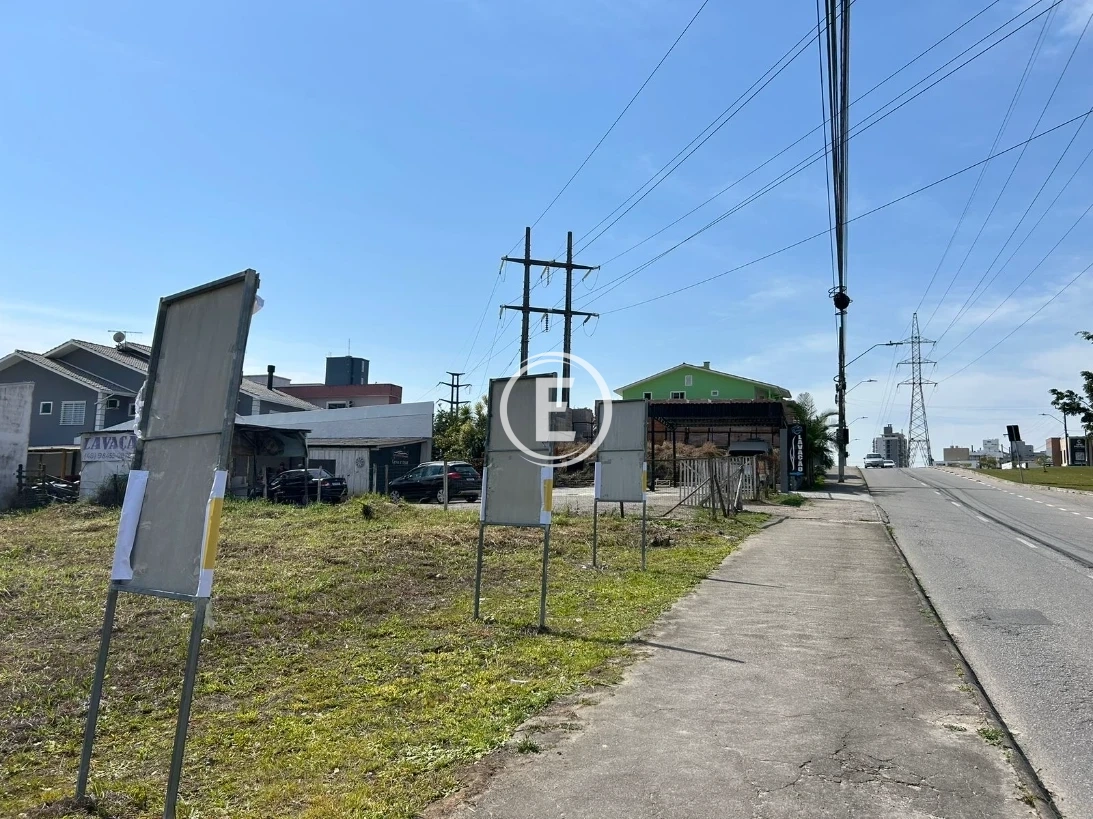Terreno em Pagani, Palhoça. 0 quartos, 536m². Imagem 1 de 3