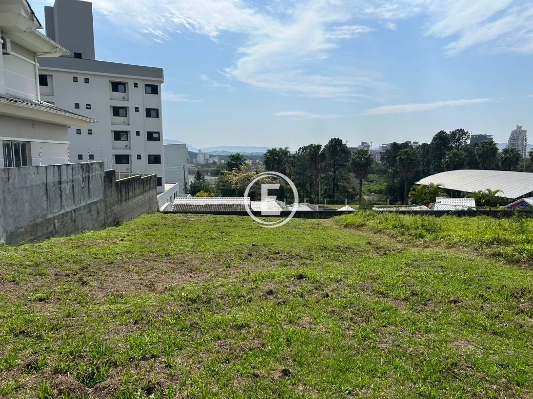 Terreno em Pedra Branca, Palhoça. 0 quartos, 0m². Imagem 2 de 4