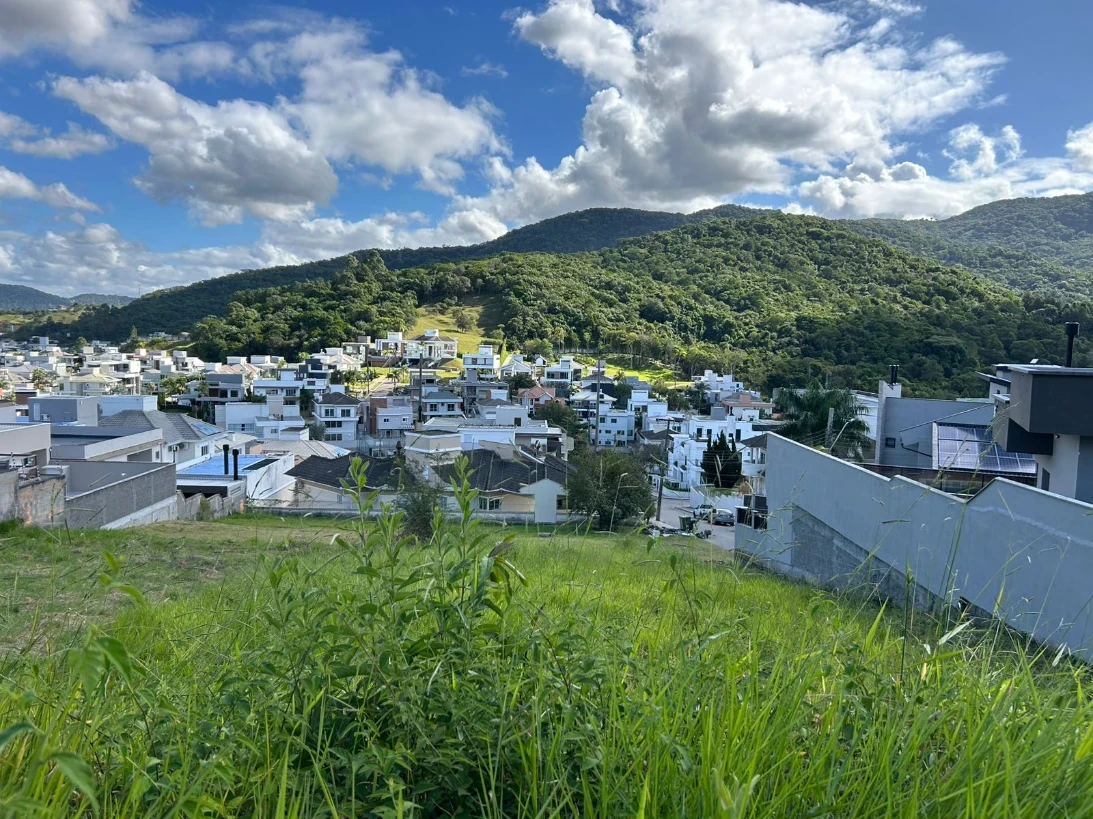 Terreno em Pedra Branca, Palhoça. 0 quartos, 0m². Imagem 3 de 4
