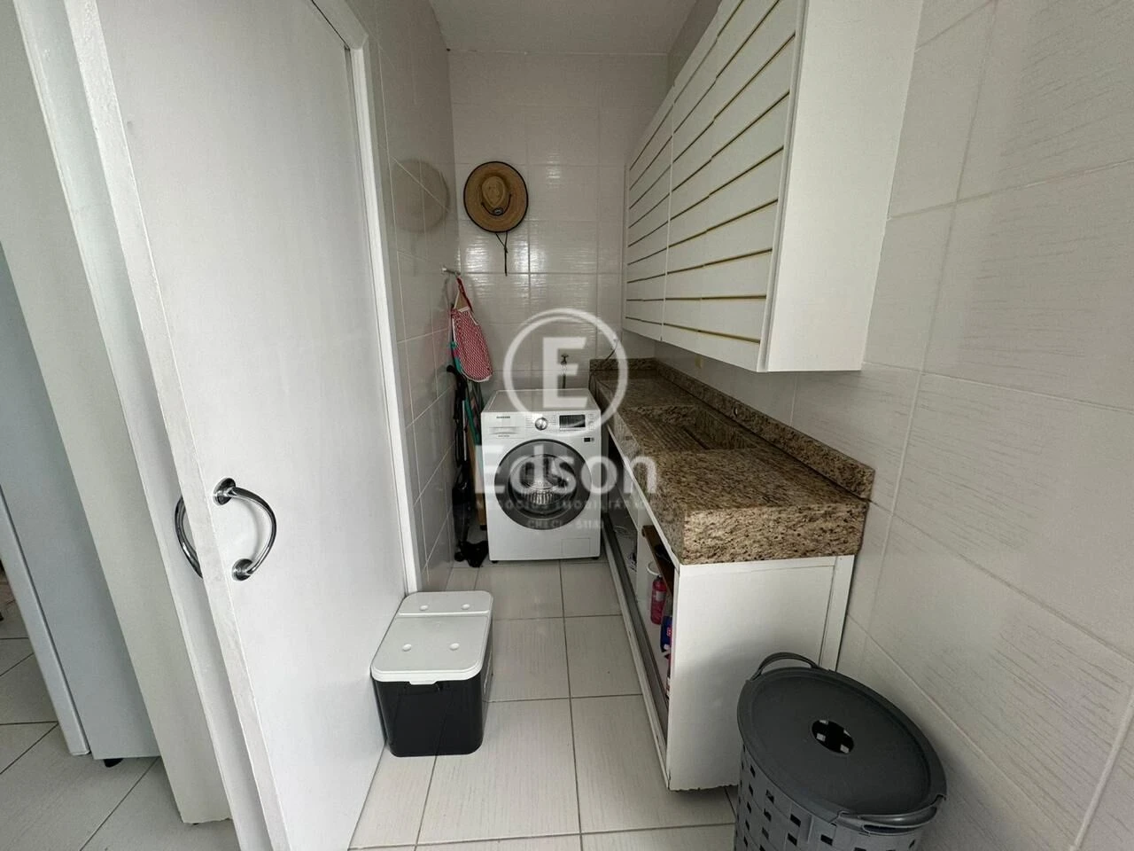 Casa em Aririu, Palhoça. 3 quartos, 0m². Imagem 9 de 15