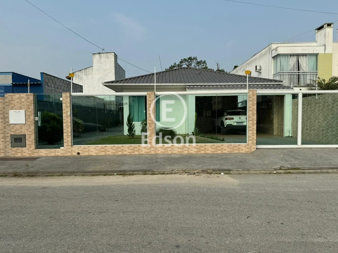 Casa em Aririu, Palhoça. 3 quartos, 0m². Imagem 1 de 15