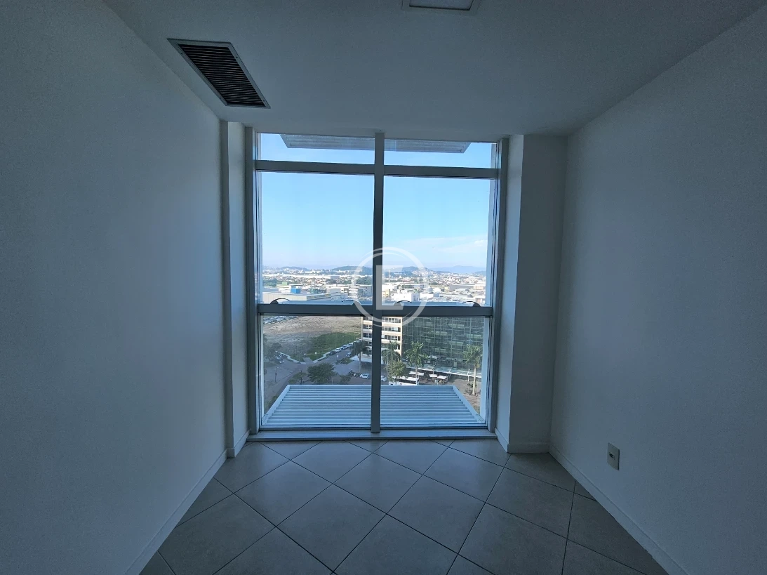 Escritório/Sala em Pedra Branca, Palhoça. 0 quartos, 62m². Imagem 4 de 20